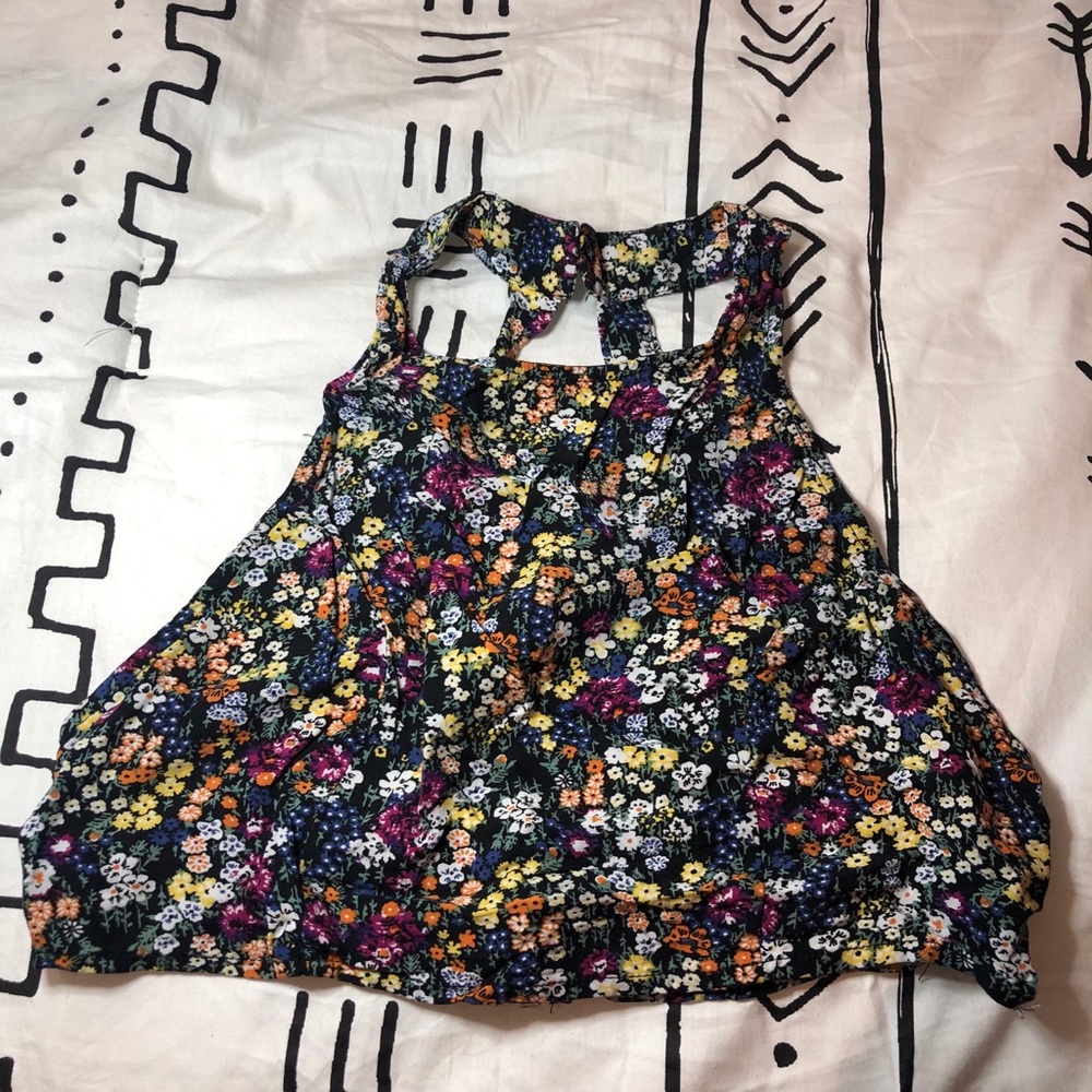 Halter crop top
